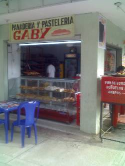 se vende panaderia en marroquin santiago de cali, colombia