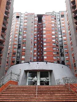 Apartamento en arriendo pontevedra id-8060 Bogot, Colombia