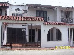 Vendo Casa 2 pisos en el Espinal Ibague, Colombia