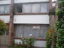 Niza, casa con ap. y apartaestudio. Bogot, Colombia