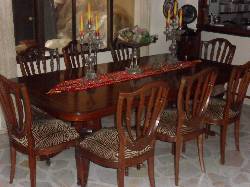 COMEDOR EN COMINO CRESPO DE 8 PUESTOS CALI, COLOMBIA