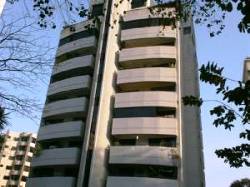 Rent-A-House  vende apartamento en  Urbanizacin La Tri Valencia, Venezuela