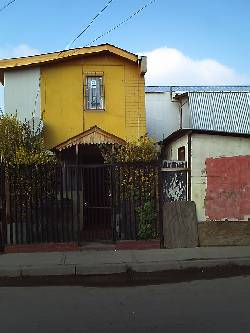 Vendo casa de dos pisos, Pudahuel, Santiago, Chile Santiago, Chile