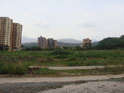 ALTIOR VENDE TERRENO DE 370 M2 EN JARDIN MAONGO Valencia, Venenzuela