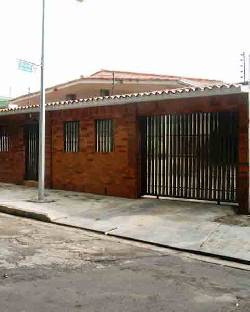ALTIOR. Vende Bella Casa. Urb Prebo II  Valencia, Venenzuela