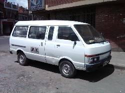 VENDO NISSAN 1995 BOGOTA, COLOMBIA