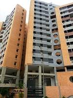 Sky Group ofrece apartamento en Urb. Tazajal Valencia, Venezuela