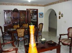 VENDO APTO AMPLIO EN CALI CALI, COLOMBIA
