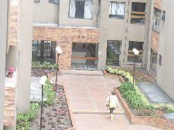 EXCELENTE APARTAMENTO EN LA COLINA Bogot�, Colombia