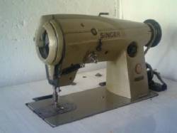 VENDO MAQUINA PLANA INDUSTRIAL SINGER Bogota, Colombia