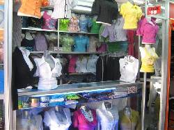 VENDO NEGOCIO DE ROPA BOGOTA, COLOMBIA