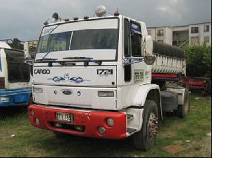 VENDO TRACTOCAMION FORD 2005 CON CUPO DE MINISTERI CALI, COLOMBIA