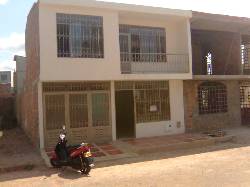 GIRARDOT. BARRIO SANTA ISABEL. ESTRENAR. EXCELENTE BOGOT, COLOMBIA