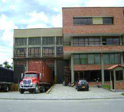 Oportunidad Vendo Bodega. Armenia, COLOMBIA