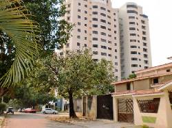 Alquile bello apartamento en La Trigale�a Valencia, Venezuela
